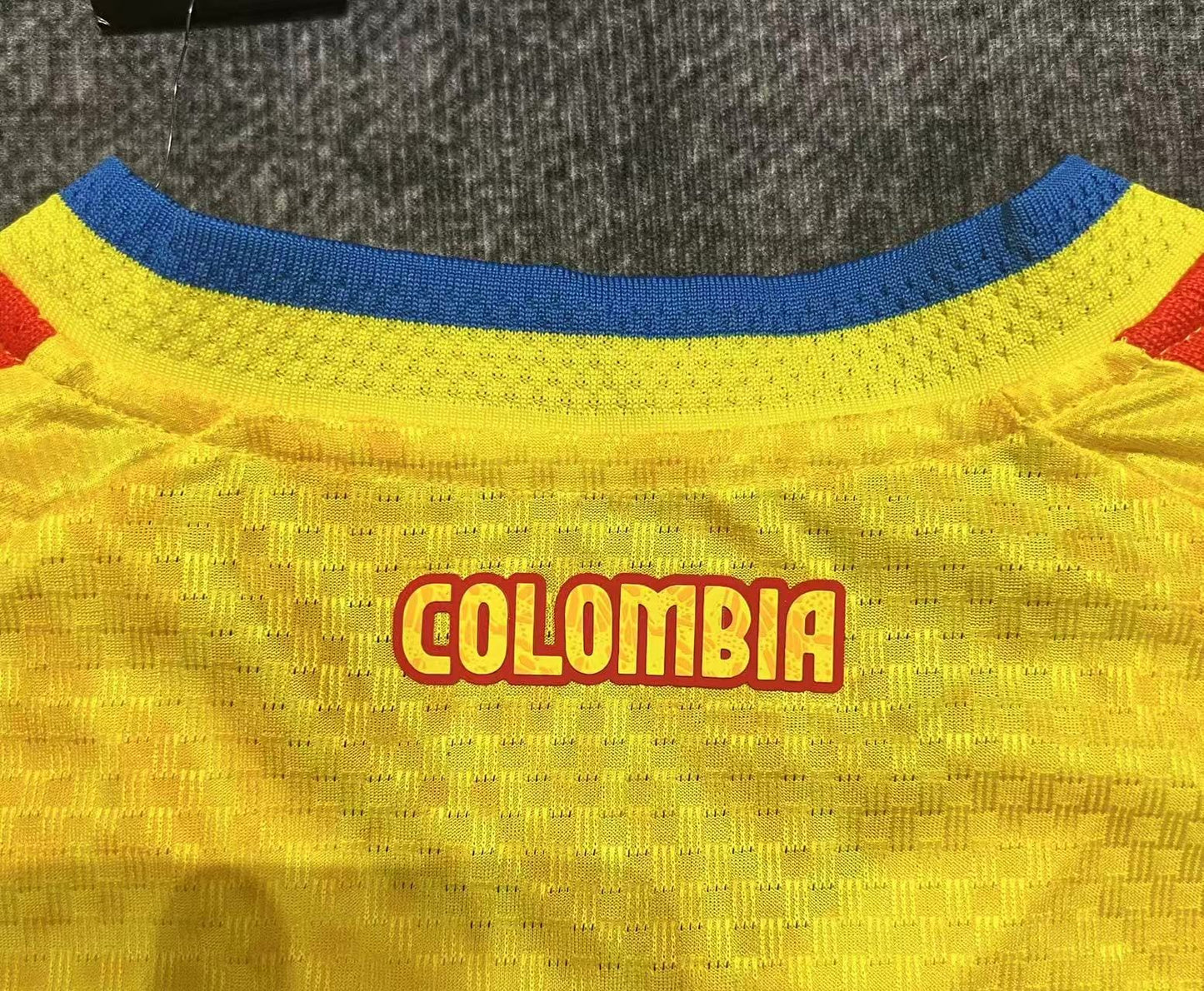 Camiseta Colombia Mundial 2026 Tipo Jugador 1.1 encauchetada: La Nueva Piel Para Vivir Cada Partido Con Orgullo